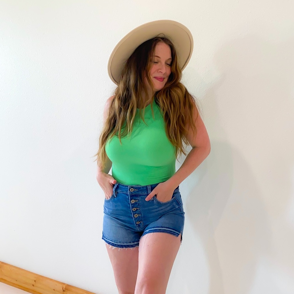 Round Neck Sleeveless Bodysuit - Lime